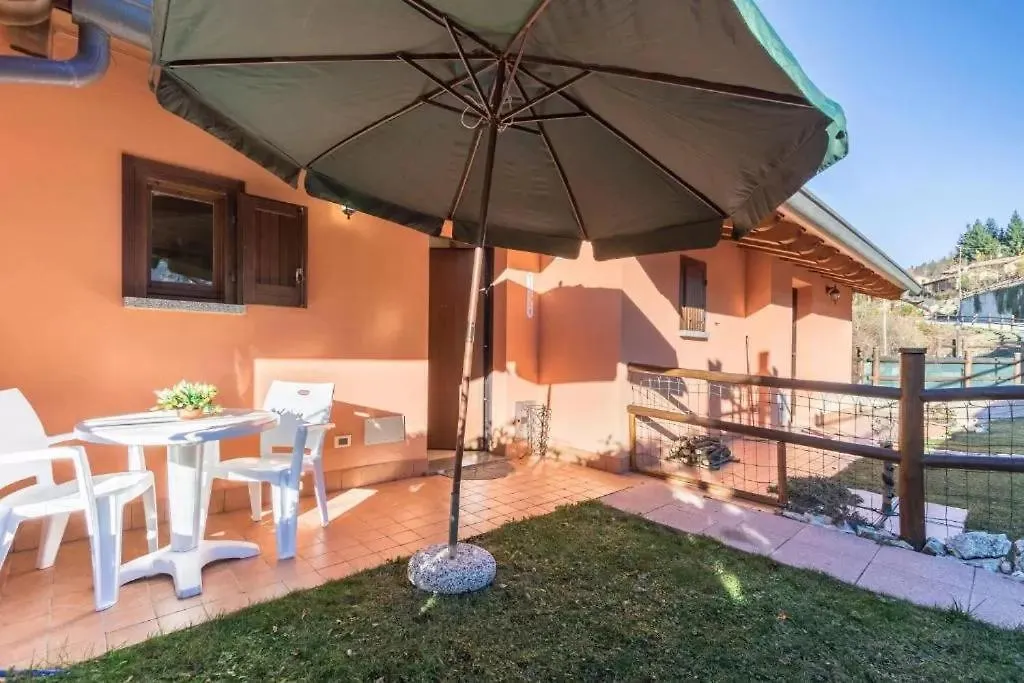 Casa Vacanze Rosalba Ferrara di Monte Baldo